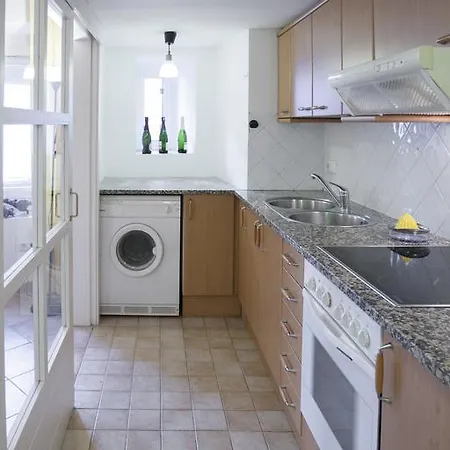 Stayingirona. Apartamento Cava Apartamento
